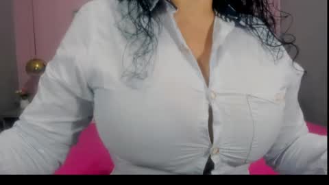 Valeria online show from 4, 3, 2025