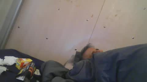 Snapshot of 0luvmonkey chatting on 11, 10, 2025 0luvmonkey online show from 11, 10, 2025