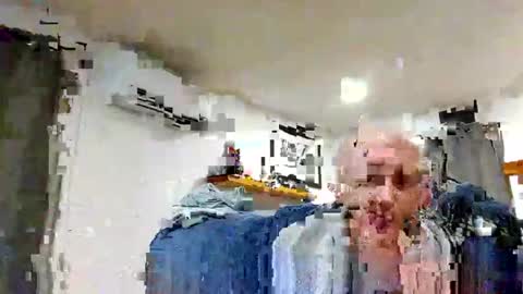 Snapshot of 0trickortreat0 chatting on 19, 2, 2025 CountryPrince online show from 19, 2, 2025