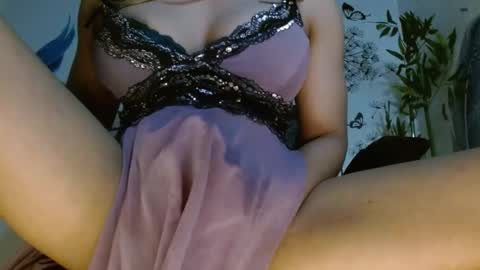 Jennifer Atkinson online show from 4, 1, 2025