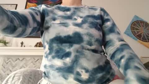 Aurora Willows online show from 2, 2, 2026