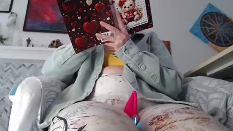 Aurora Willows online show from 8, 2, 2026