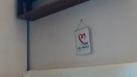 12ennie online show from 8, 10, 2025