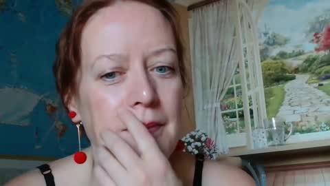 12ennie online show from 18, 10, 2025