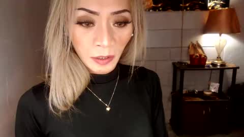 Snapshot of 1bigsurprise4you chatting on 9, 5, 2026 angel online show from 9, 5, 2026
