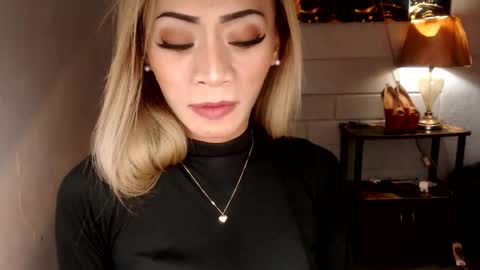 Snapshot of 1bigsurprise4you chatting on 4, 6, 2026 angel online show from 4, 6, 2026