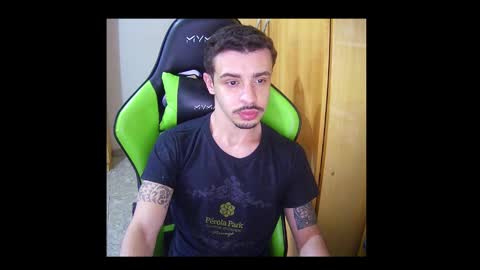 Snapshot of 1good_vibes1 chatting on 28, 9, 2025 1good_vibes1 online show from 28, 9, 2025