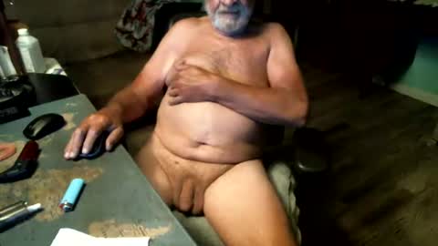 Snapshot of 1handyanddee chatting on 18, 6, 2026 1handyanddee online show from 18, 6, 2026