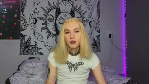 Michelle online show from 23, 10, 2025