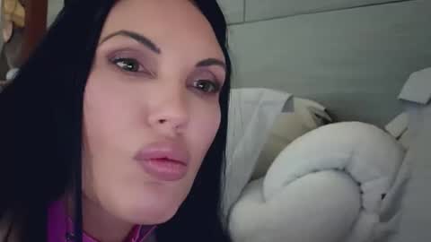 Snapshot of 1lovely1 chatting on 15, 2, 2026 Onna online show from 15, 2, 2026