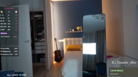 Marie online show from 10, 9, 2025