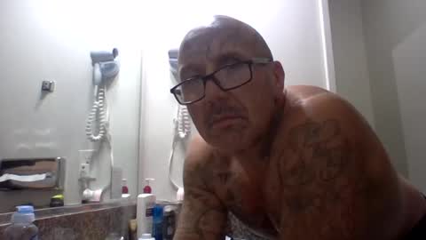 Snapshot of 1nastya8 chatting on 4, 8, 2026 TheShyOne18 online show from 4, 8, 2026