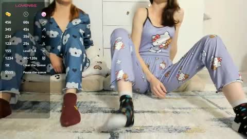 Snapshot of 1nwardly_beauty chatting on 23, 4, 2026 molly online show from 23, 4, 2026