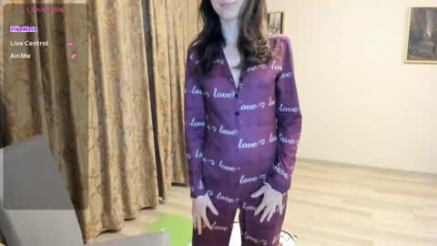 Snapshot of 1nwardly_beauty chatting on 18, 5, 2026 molly online show from 18, 5, 2026