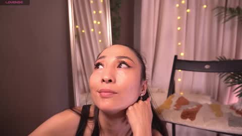 Snapshot of 1reisatumi chatting on 15, 11, 2025 Rei online show from 15, 11, 2025