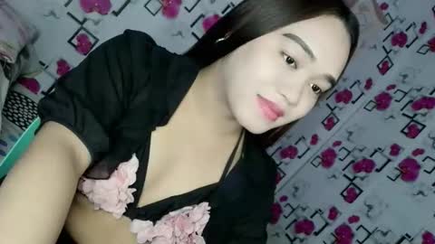 1sexy_kim69 online show from 19, 4, 2026