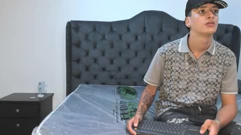 1Threestar online show from 20, 9, 2025