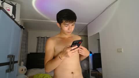 Snapshot of 1tsmax chatting on 27, 2, 2025 Max online show from 27, 2, 2025
