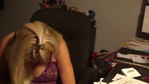 Snapshot of 1xtrahornyone chatting on 1, 1, 2025 Susan online show from 1, 1, 2025