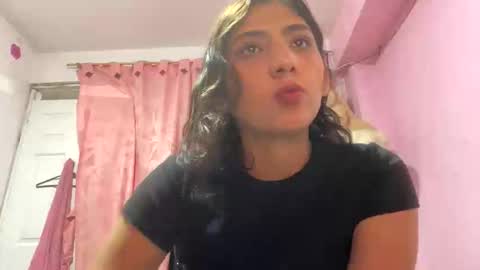 Snapshot of 20162005aaa chatting on 6, 4, 2026 20162005aaa online show from 6, 4, 2026