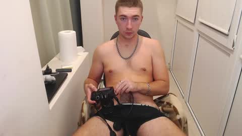 Snapshot of 20semyel20 chatting on 22, 2, 2025 Alex online show from 22, 2, 2025