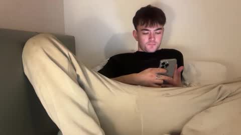 21boybifun online show from 16, 4, 2026