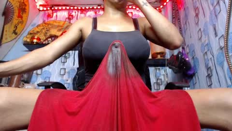 Snapshot of 21cmmusclecockts chatting on 11, 4, 2026 mharjorie online show from 11, 4, 2026