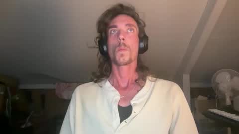 Snapshot of 21stcenturygypsy chatting on 19, 10, 2025 21stcenturygypsy online show from 19, 10, 2025