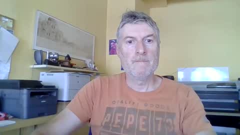 Snapshot of 22esserre chatting on 9, 6, 2026 22esserre online show from 9, 6, 2026