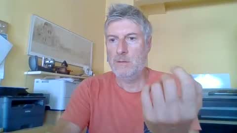 Snapshot of 22esserre chatting on 6, 8, 2026 22esserre online show from 6, 8, 2026