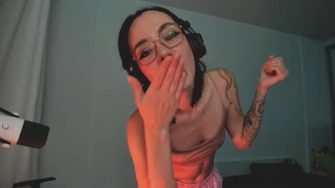 Sasha weekend from 14 to 27 November online show from 13, 10, 2025