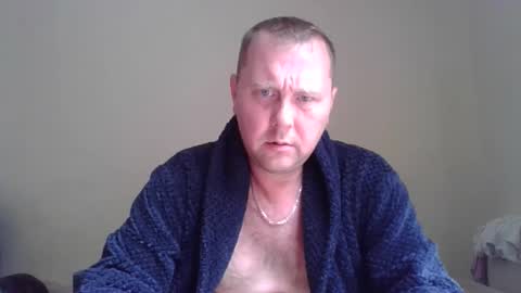 Snapshot of 2ndlipeater chatting on 18, 5, 2026 Girts online show from 18, 5, 2026