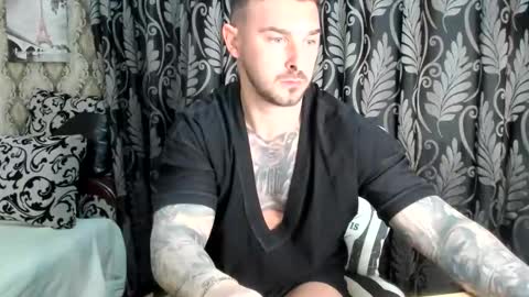 2sexymuscles online show from 18, 3, 2026