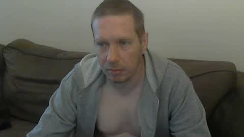Snapshot of 2small4you83 chatting on 5, 6, 2026 2small4you83 online show from 5, 6, 2026