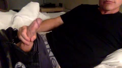 33upandabout33 online show from 16, 1, 2025