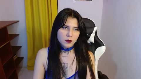 erika online show from 23, 9, 2025
