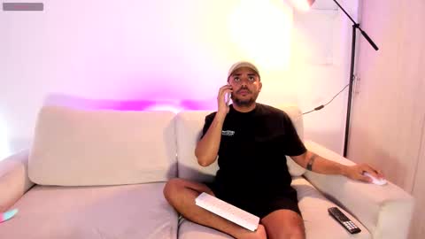 3someunlocked online show from 3, 11, 2025