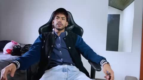 Snapshot of 3v1l_ chatting on 3, 11, 2025 E V I L online show from 3, 11, 2025