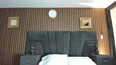 3X NAXAA online show from 15, 11, 2025