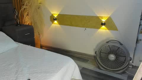 3X NAXAA online show from 14, 4, 2026