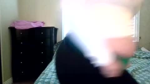 Snapshot of 420bb420bb chatting on 14, 10, 2025 Ms. BB Fux   milf chubby natural feet bigboobs naughty hairy bbw smoke bush pawg online show from 14, 10, 2025