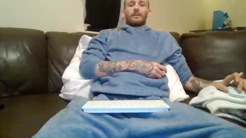 420feetloverr420 online show from 9, 4, 2026