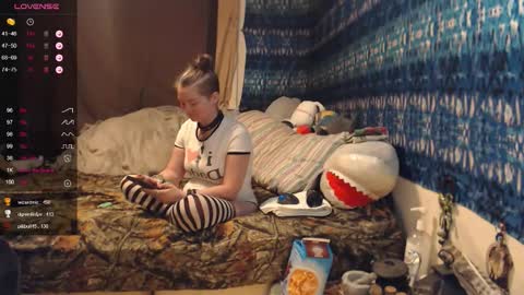 420stonerchick online show from 26, 3, 2026