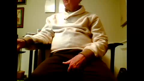 Snapshot of 4uguys chatting on 18, 12, 2024 4uguys online show from 18, 12, 2024