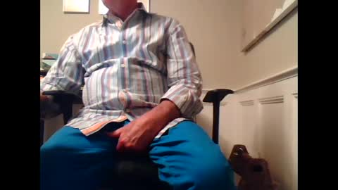 Snapshot of 4uguys chatting on 13, 9, 2025 4uguys online show from 13, 9, 2025