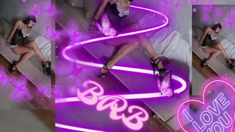 Snapshot of 666mia666 chatting on 8, 12, 2024 Mia my pvt is open and lovense is active online show from 8, 12, 2024