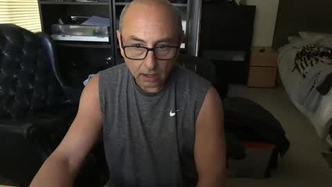 daddy vegas  for single women and couples here online show from 8, 2, 2026