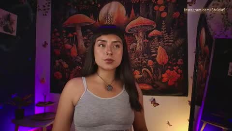 Snapshot of 6briela9 chatting on 21, 5, 2026 B R I E L A online show from 21, 5, 2026