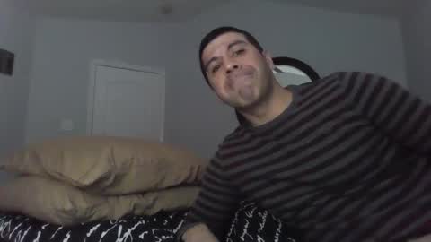 Snapshot of 7straightuncut chatting on 2, 1, 2025 mandouncut online show from 2, 1, 2025