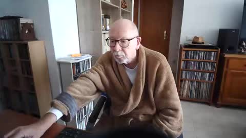  Papi  online show from 21, 12, 2025